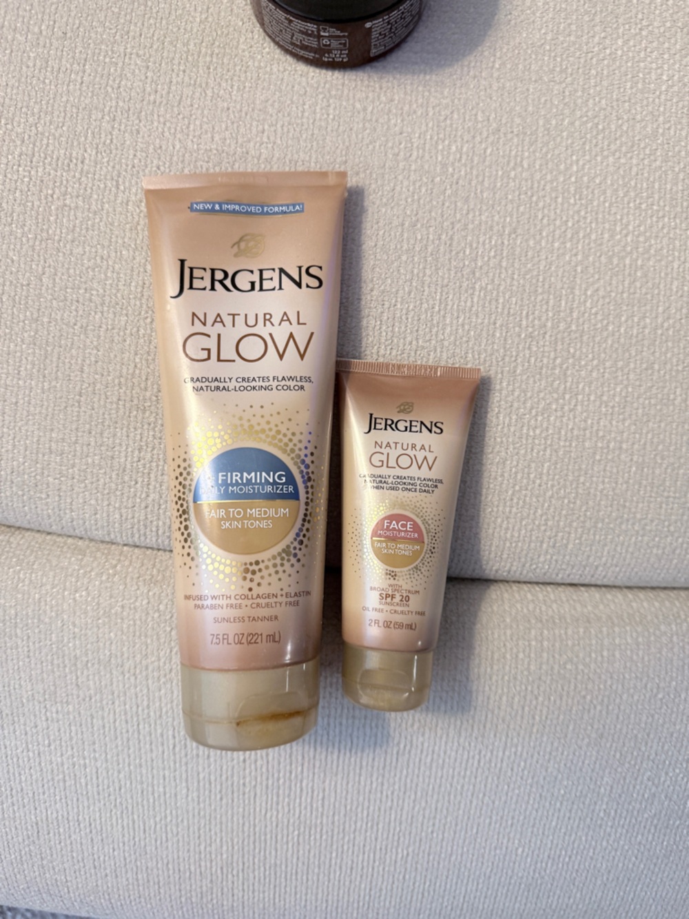 Jergens Natural Glow Firming Moisturizer + Face Moisturizer - Fair to Medium